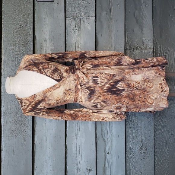 Eva Franco Dresses & Skirts - EVA FRANCO Earth Tones Soft Knit Floral Blouson Sleeve Wrap Dress sz 6 Women's